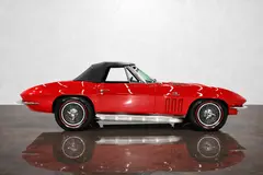  1966 Chevrolet Corvette — photo 7