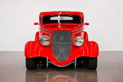 1933 Ford Custom